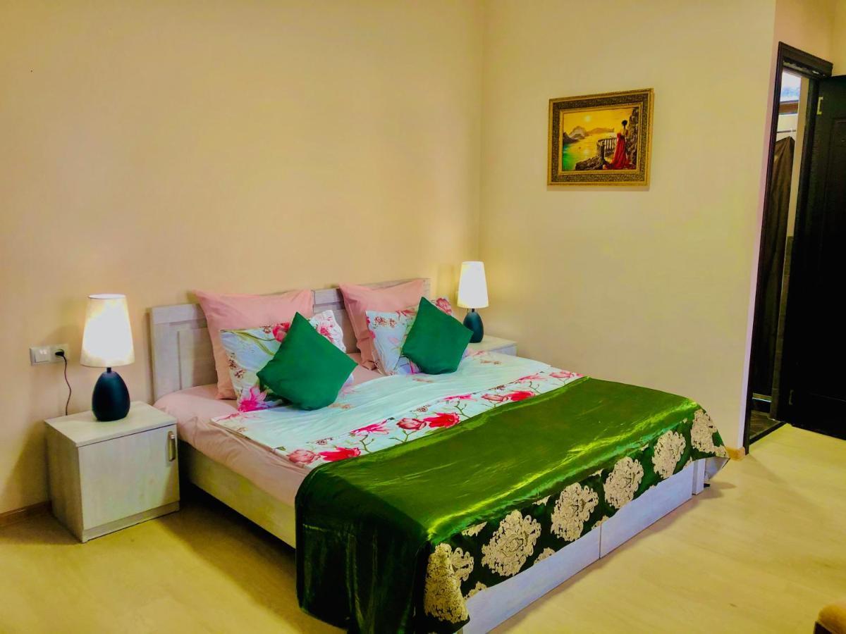 Holiday House Green Cape Batumi Hotell Mtsvane Konts'khi Exteriör bild