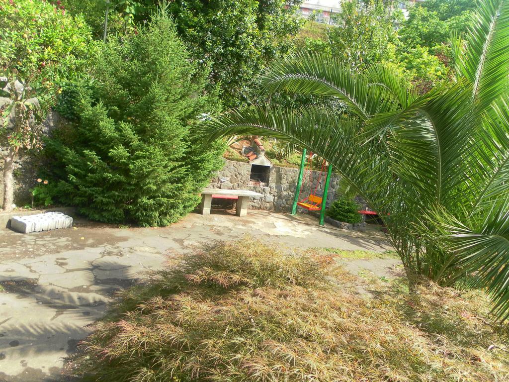 Holiday House Green Cape Batumi Hotell Mtsvane Konts'khi Exteriör bild